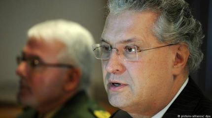 Глава МВД Баварии против безвизового режима для украинцев и грузин Глава МВД Баварии против безвизового режима для украинцев и грузин