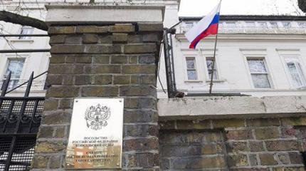 Хочешь попасть в Россию? Занимай очередь Хочешь попасть в Россию? Занимай очередь