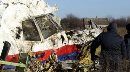 Как Запад назначил виновных по делу сбитого на Донбассе «Боинга-777» Как Запад назначил виновных по делу сбитого на Донбассе «Боинга-777»
