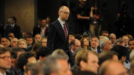 Президентские амбиции: Яценюк отправляет себя в отставку руками Порошенко Президентские амбиции: Яценюк отправляет себя в отставку руками Порошенко
