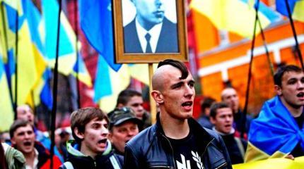 Польша ставит шлагбаум перед «западенцами» Польша ставит шлагбаум перед «западенцами»