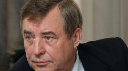 Не расстанусь с комсомолом: чем запомнился Геннадий Селезнев Не расстанусь с комсомолом: чем запомнился Геннадий Селезнев