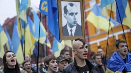 Фашистская грызня началась. Националисты Польши и Украины делят славу предков Фашистская грызня началась. Националисты Польши и Украины делят славу предков