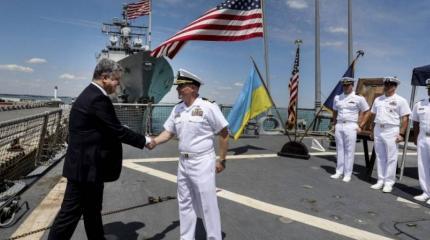 США не спешат «короновать» Порошенко: о реакции на керченский инцидент США не спешат «короновать» Порошенко: о реакции на керченский инцидент