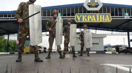 Украина решила усложнить переход границы россиянам: причины и последствия