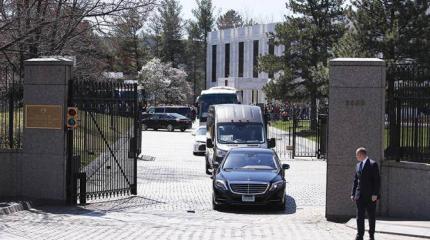 Вашингтон приравнял российских дипломатов к мигрантам Вашингтон приравнял российских дипломатов к мигрантам