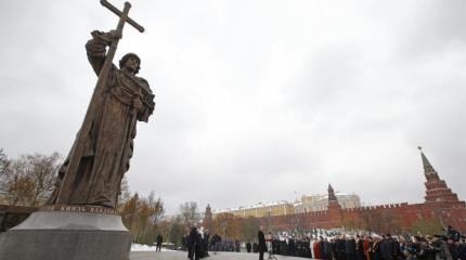 Россияне пришли в восторг от слов Захаровой о недальновидности Киева Россияне пришли в восторг от слов Захаровой о недальновидности Киева