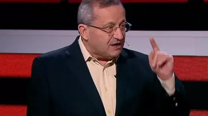«Это не просто трепотня»: Кедми устроил скандал на ТВ из-за слов Соловьева «Это не просто трепотня»: Кедми устроил скандал на ТВ из-за слов Соловьева