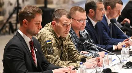 Украина в западне: Настало время меряться меморандумами Украина в западне: Настало время меряться меморандумами