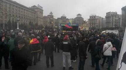 Кто виноват и что делать: на Майдане снова звучат призывы к насилию Кто виноват и что делать: на Майдане снова звучат призывы к насилию