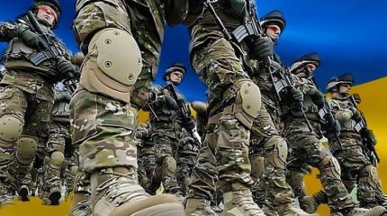 Меняя конституцию, в Киеве сдают остатки Украины под базы НАТО Меняя конституцию, в Киеве сдают остатки Украины под базы НАТО