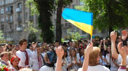 В Сети возмутились идеей ввести паспорта неграждан на Украине В Сети возмутились идеей ввести паспорта неграждан на Украине