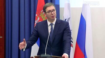 Вучич: Албанцы ждут удобного момента, чтобы напасть на сербов в Косово Вучич: Албанцы ждут удобного момента, чтобы напасть на сербов в Косово