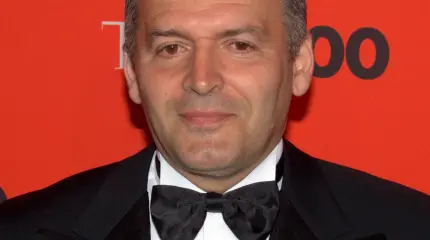 Позорная «капитуляция» Киева: заказчиком статьи Пинчука назван Порошенко Позорная «капитуляция» Киева: заказчиком статьи Пинчука назван Порошенко