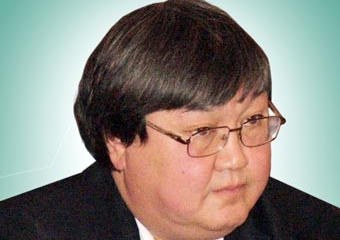 Зайнидин Курманов предупредил об обострении политической ситуации в Кыргызстане к весне Зайнидин Курманов предупредил об обострении политической ситуации в Кыргызстане к весне