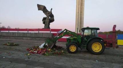 Латвия никогда не была так близка к горячей фазе межэтнического конфликта Латвия никогда не была так близка к горячей фазе межэтнического конфликта