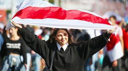 Тех, кто проклинает Лукашенко, хочется спросить: «Хотите, как в Москве?» Тех, кто проклинает Лукашенко, хочется спросить: «Хотите, как в Москве?»
