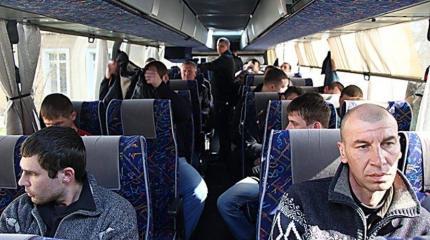 Житель Латвии закатил скандал из-за русской речи в пассажирском автобусе Житель Латвии закатил скандал из-за русской речи в пассажирском автобусе