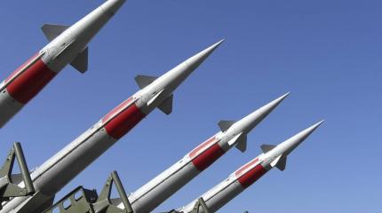 Политолог Крутаков объяснил, к чему приведет размещение ракет США в Европе Политолог Крутаков объяснил, к чему приведет размещение ракет США в Европе