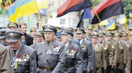 Над администрацией Николаева хотят поднять флаг ОУН-УПА Над администрацией Николаева хотят поднять флаг ОУН-УПА
