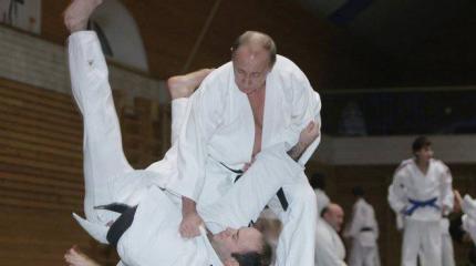 Австралийскому премьеру напомнили о достижениях Путина в дзюдо Австралийскому премьеру напомнили о достижениях Путина в дзюдо