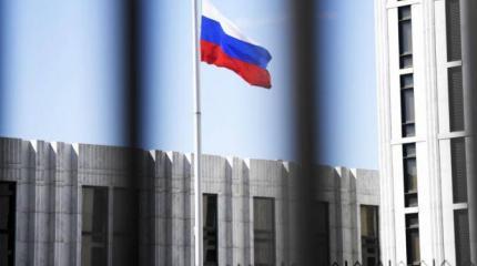 В США уверены: Этих ужасных русских еще мало наказали В США уверены: Этих ужасных русских еще мало наказали