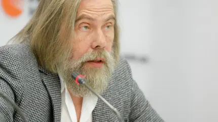 Погребинский: в Париже Зеленскому дали шанс подумать о Донбассе
