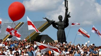 «Слишком мало патриотизма»: украинский дипломат о бесполезности протестов в Белоруссии «Слишком мало патриотизма»: украинский дипломат о бесполезности протестов в Белоруссии