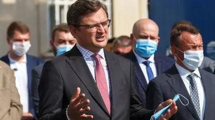 Российская вакцина действует на Киев возбуждающе Российская вакцина действует на Киев возбуждающе