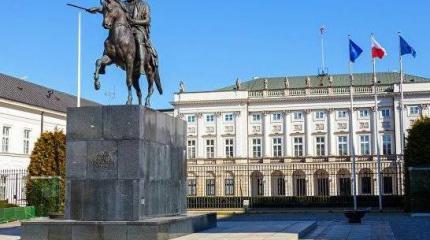 Польша. Дружба по расчету Польша. Дружба по расчету
