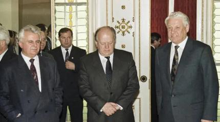 Назад в СССР: «Союз нерушимый» — а вдруг это не фигура речи? Назад в СССР: «Союз нерушимый» — а вдруг это не фигура речи?
