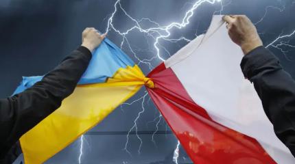 Варшава «закручивает гайки» украинцам, Киев бурлит возмущением