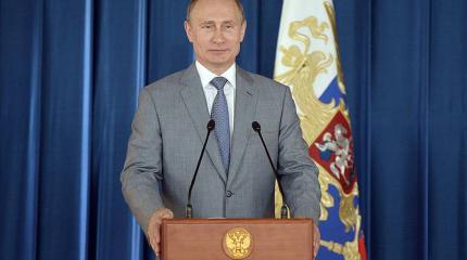 Владимир Путин настаивает на выполнении минских соглашений Владимир Путин настаивает на выполнении минских соглашений