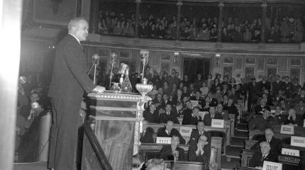 Как после Победы украинскую дипломатию на ноги ставили