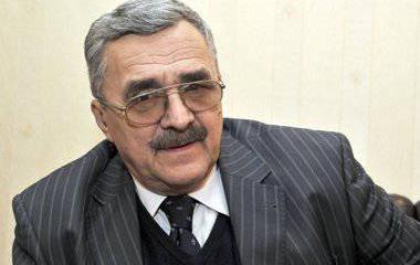 Владимир Жарихин: США дают понять "перепуганному" Киеву – о нем не забыли Владимир Жарихин: США дают понять "перепуганному" Киеву – о нем не забыли