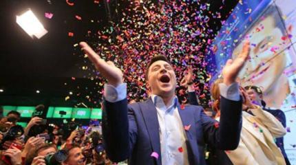 «Слуга народа» идёт к краху путём Партии регионов
