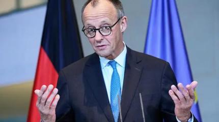 Пугая немцев возрождением СССР, Мерц может пропустит восстановление ГДР