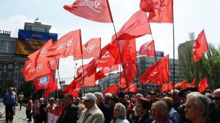 Руководство Украины играет со спичкой над пороховой бочкой Руководство Украины играет со спичкой над пороховой бочкой