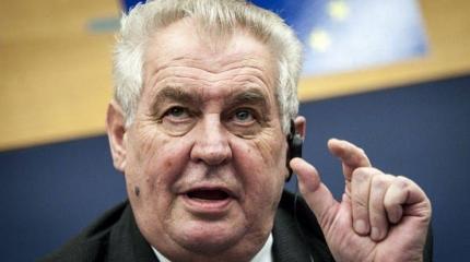 Решил за Россию: Земан заявил, что РФ компенсирует Украине Крым