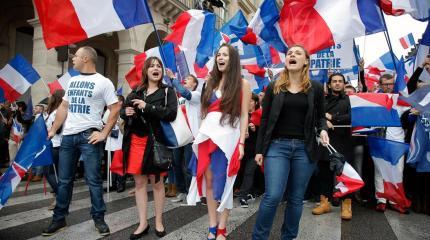 Французская оппозиция потребовала от власти открытости в вопросах пандемии Французская оппозиция потребовала от власти открытости в вопросах пандемии