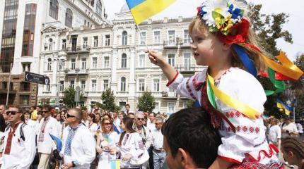 Они гордятся тем, что украинцы, проклинают родню в России Они гордятся тем, что украинцы, проклинают родню в России