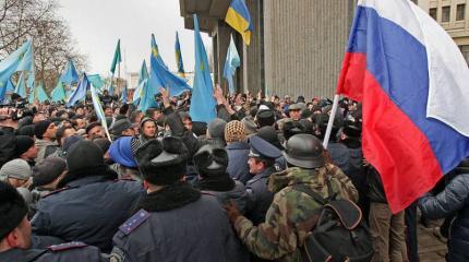 Чешские СМИ: Крым - это бремя, с уходом Путина он вернется на Украину Чешские СМИ: Крым - это бремя, с уходом Путина он вернется на Украину