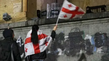 Грузия в огне протестов: победившая на выборах партия надеется на Трампа Грузия в огне протестов: победившая на выборах партия надеется на Трампа