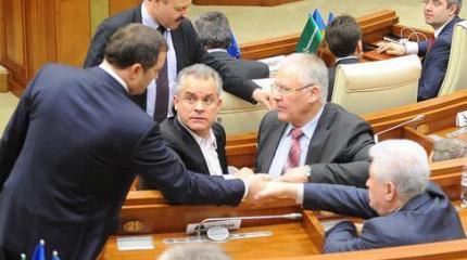 Молдавский парламент де-факто выступает за ликвидацию страны Молдавский парламент де-факто выступает за ликвидацию страны