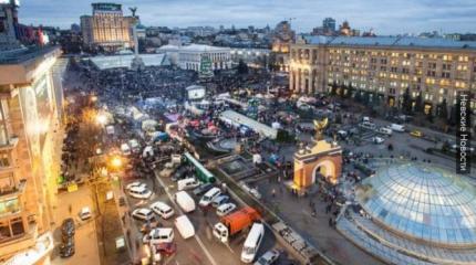 «Правый сектор» не сможет сместить украинскую власть, зато народ сможет