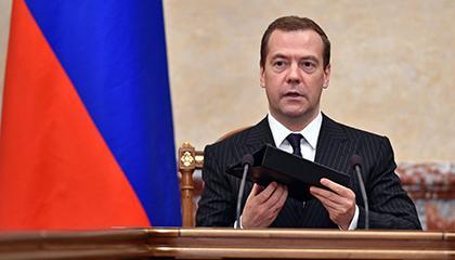 Медведев нашел причину отстранения россиян от Паралимпиады Медведев нашел причину отстранения россиян от Паралимпиады