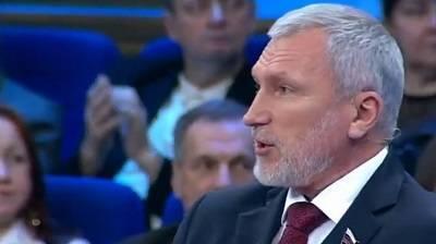 Журавлев предлагает начать правоприменение «Закона Шугалея» с Украины Журавлев предлагает начать правоприменение «Закона Шугалея» с Украины