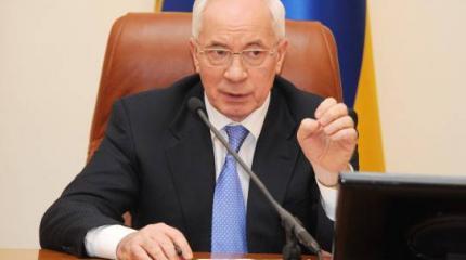 Азаров: Киев исполнил мечту Гитлера, натравив русских людей друг на друга Азаров: Киев исполнил мечту Гитлера, натравив русских людей друг на друга