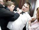 Аресты в Киеве: активистов, занявших зал заседаний Киевсовета, задержали Аресты в Киеве: активистов, занявших зал заседаний Киевсовета, задержали