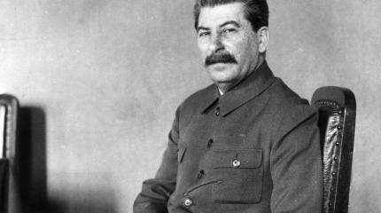 Феномен Сталина: почему одни его обожают, а другие ненавидят Феномен Сталина: почему одни его обожают, а другие ненавидят